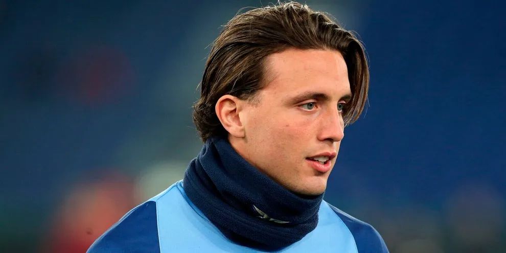 意大利三大联赛球队,意大利三大报今日头版