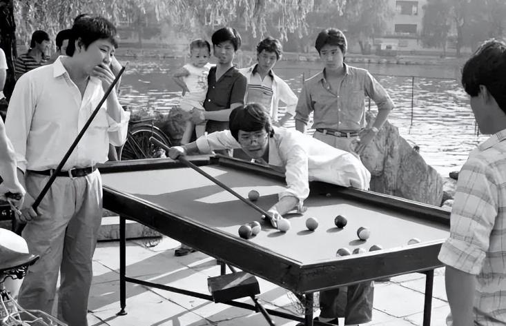 1996年一农妇害死*夫情**，逃亡16年华丽变身，落网时已成公司高管