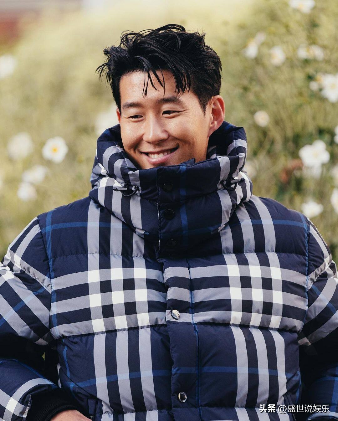 沙特足球挖人年薪,沙特阿拉伯球员年薪