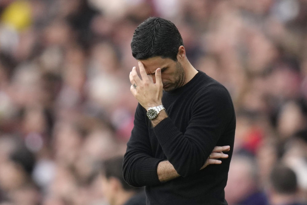 两次低级失误葬送比赛,枪手赛季首败