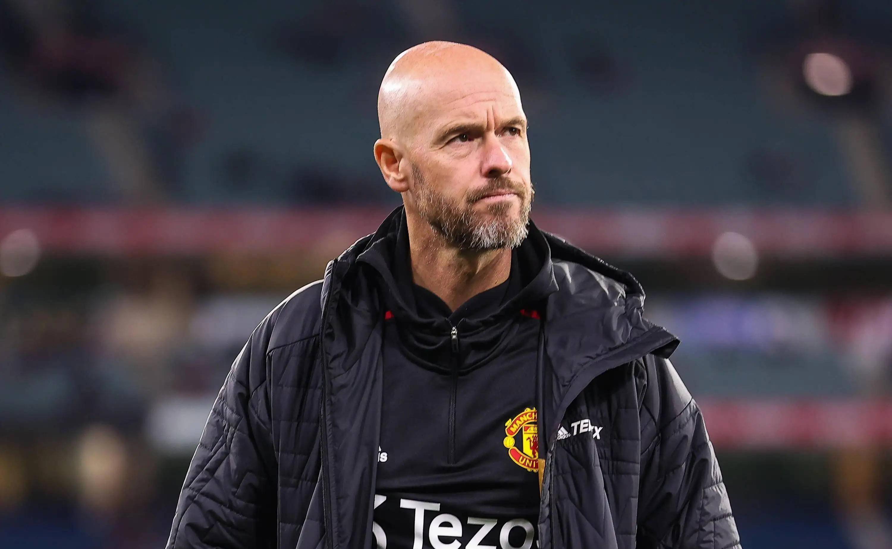 曼联官宣第三签35岁老将加盟,曼联官宣后防新星续约后离队