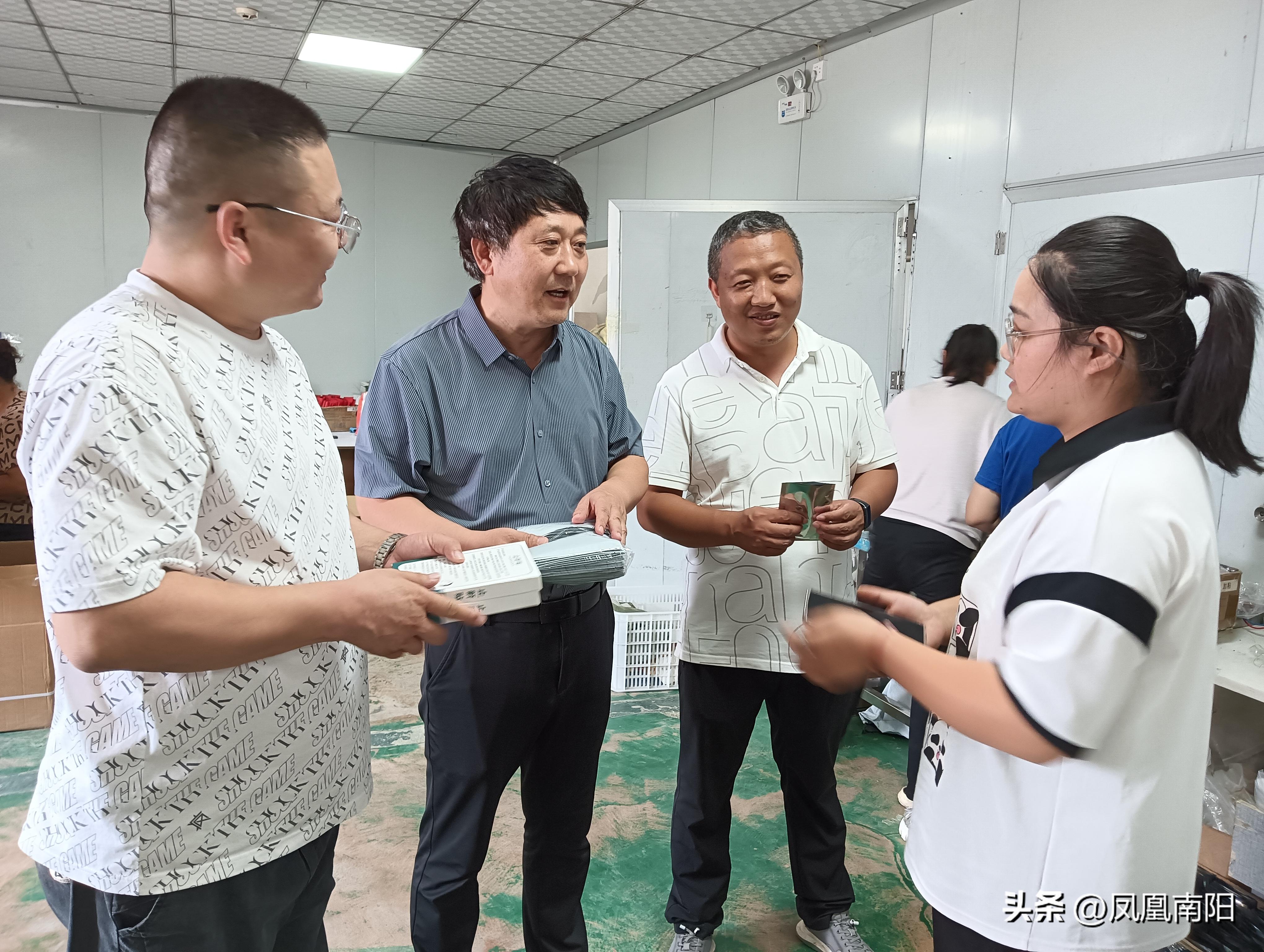 邓州市人大代表访谈,人大代表走访基层企业