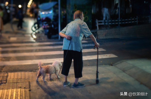 专家称：年轻人不生小孩是不对的，孩子是耐用长周期消费品