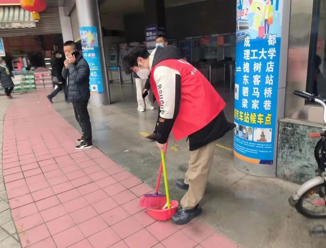 青春志愿爱在旅途春运志愿者活动,青年志愿者开展春运志愿活动