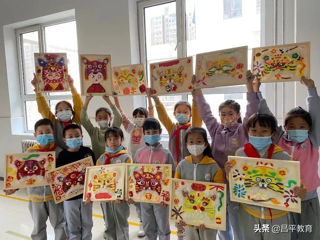 90多门课程助力巩华娃学足学好