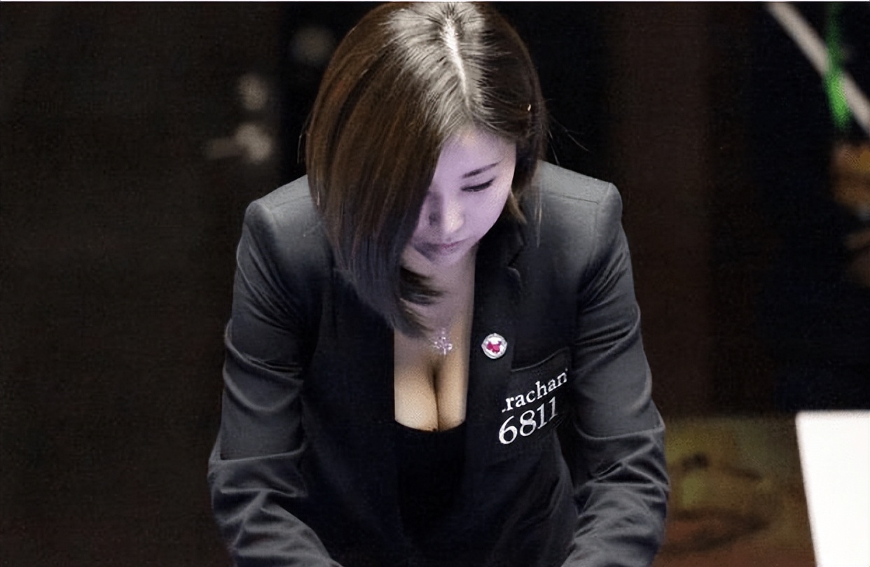 台球美女裁判吕帅希写真,台球美女裁判吕美希子