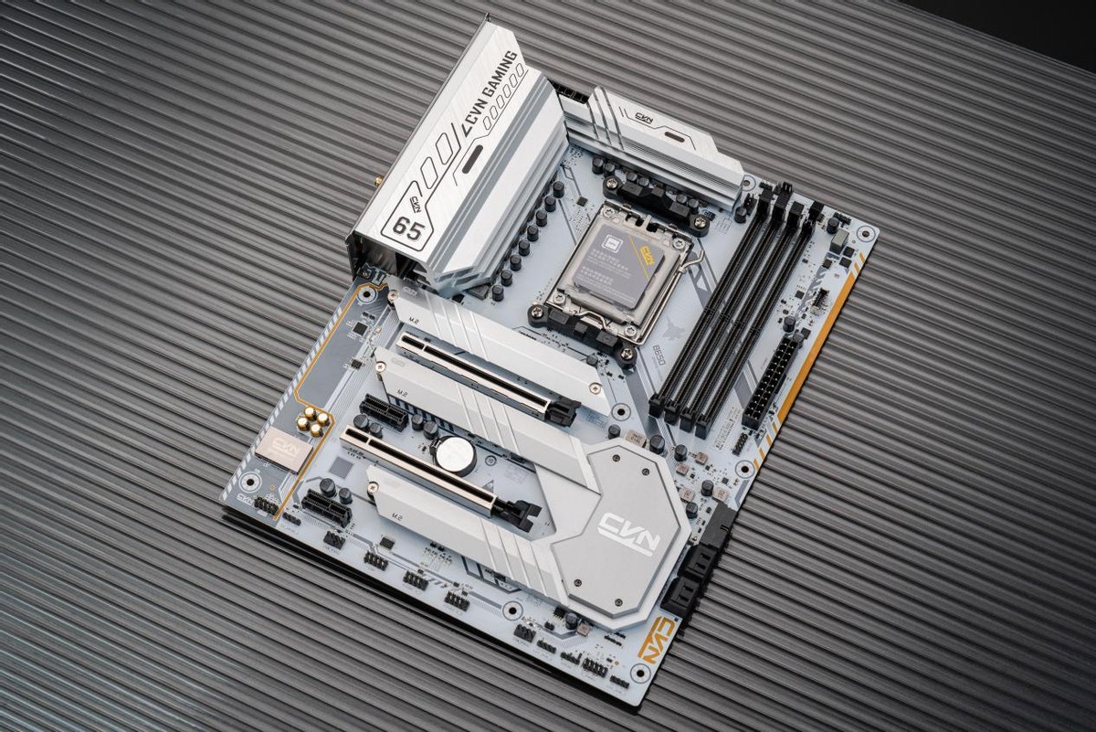 仅售1349元的白色系性价比大板！七彩虹CVNB650GAMINGFROZENV14巡洋舰主板测评