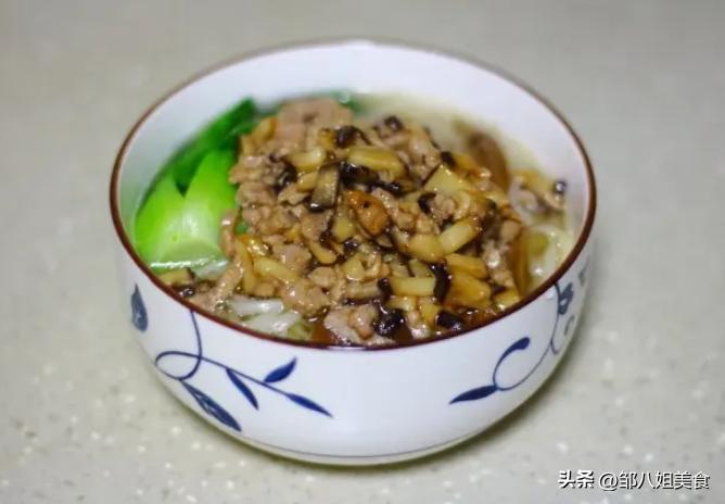 晚餐吃什么好吃又简单但又营养,晚餐吃什么比较简单又好吃还好做