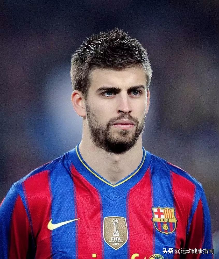 球场上奔跑的美好肉体,让女球迷疯狂的10大足球帅哥盘点,慎点哦