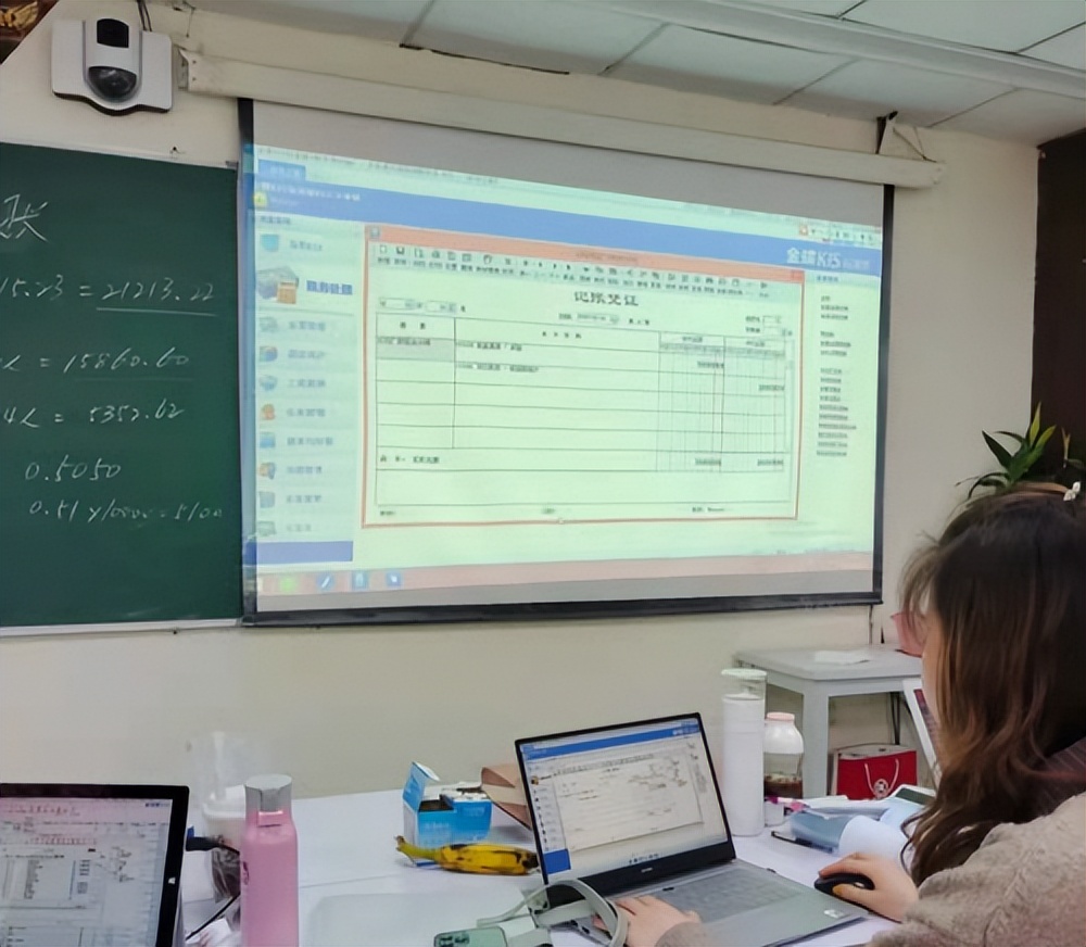 灞辨湪浼氳鍜屼粊鍜屼細璁″摢涓ソ,浠佸拰浼氳鍜屼細璁″鍫傚摢涓ソ