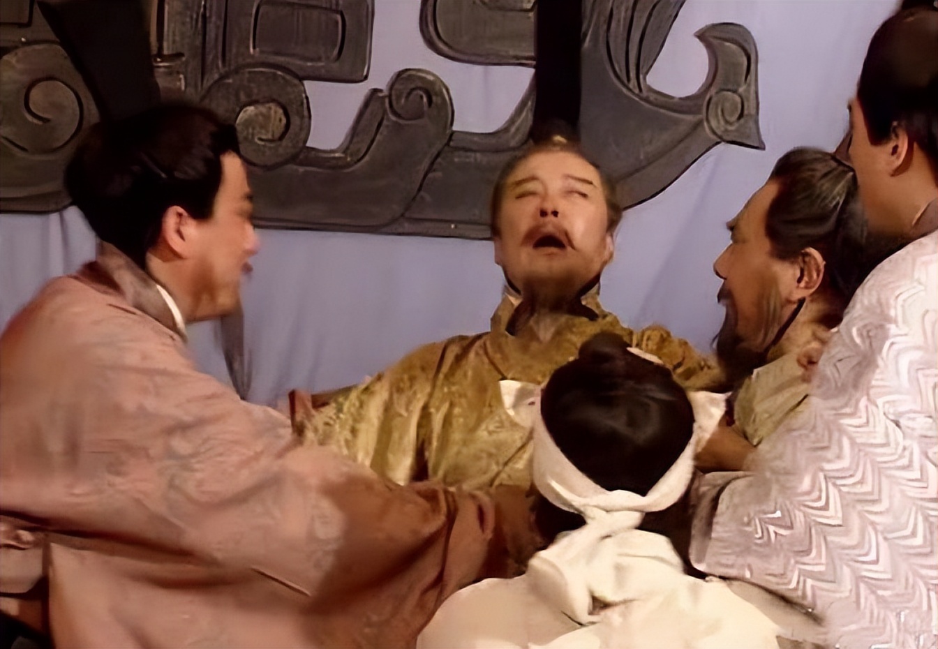 虚与委蛇的委怎么读拼音,虚与委蛇怎么读