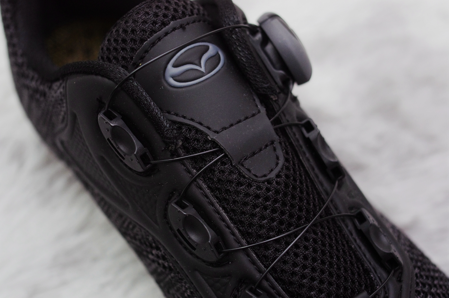 天气热了换双鞋子,天气热透气的鞋