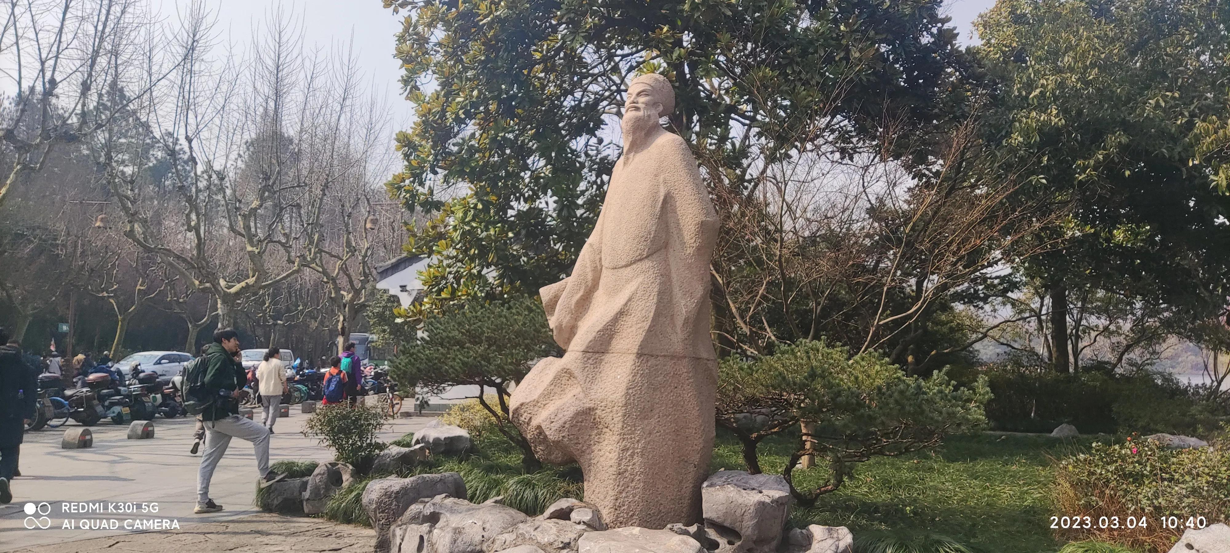 曲院风荷和苏堤断桥的位置,走遍西湖旅游攻略