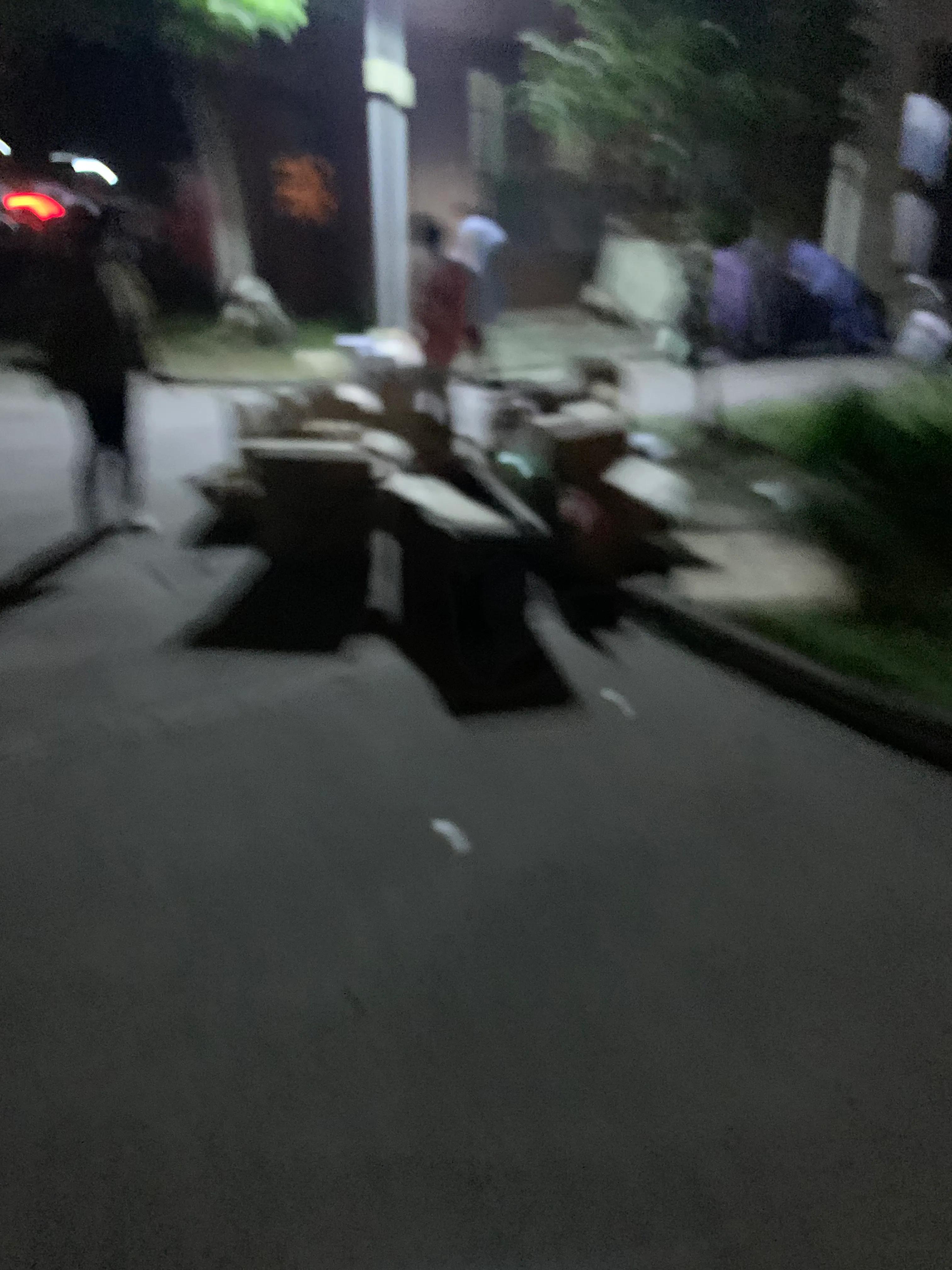 疫情期间小区卖菜,疫情封控区是否允许摆摊卖菜