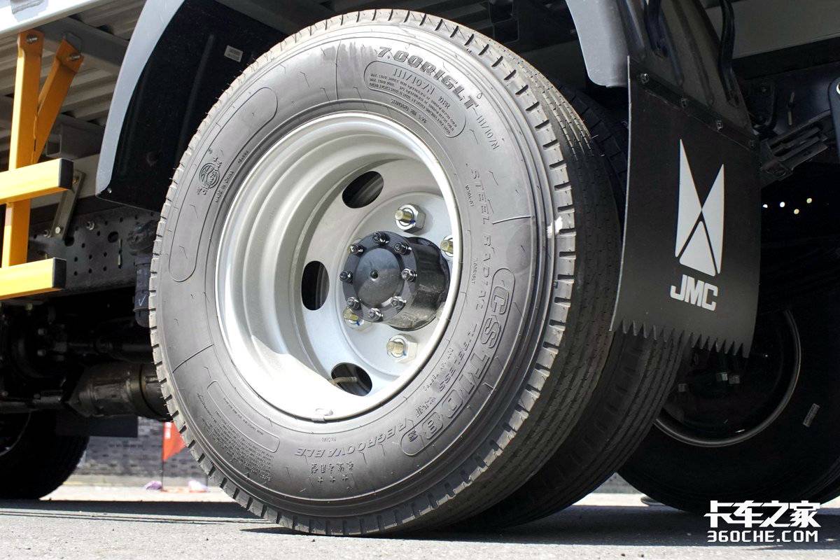 江铃凯运外观,江铃新凯运宽体内饰多宽