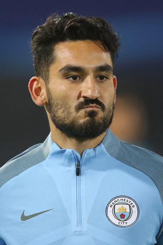 巴西足坛十大中场巨星,世界足坛十大中场