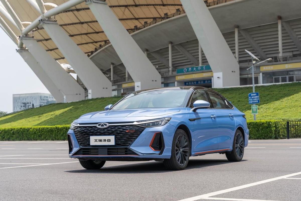 自主豪华反击BBA,竟是10万级的艾瑞泽8打响了第一枪