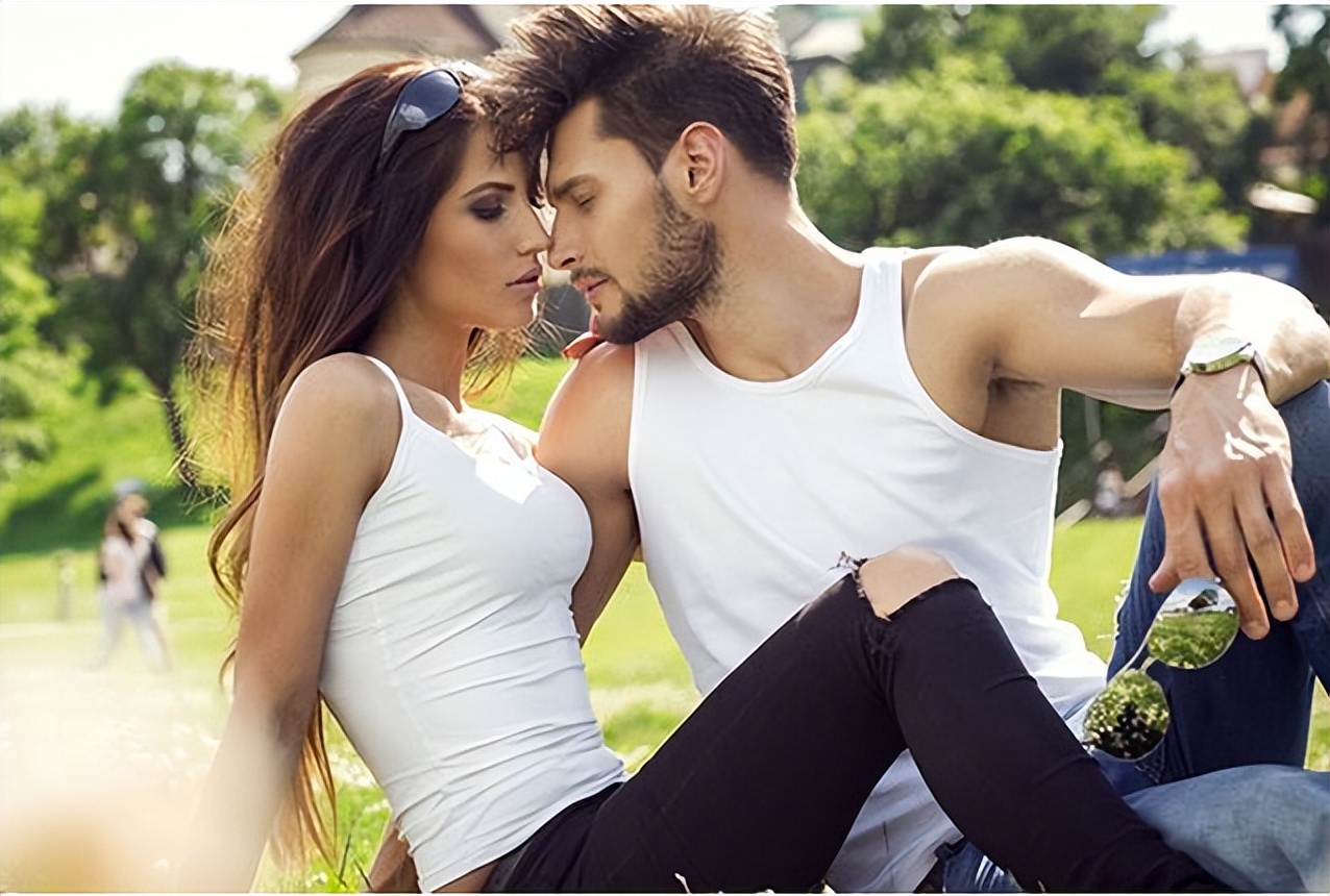 兄弟女朋友过生日送什么礼物合适,女朋友的爸爸过生日该送什么礼物