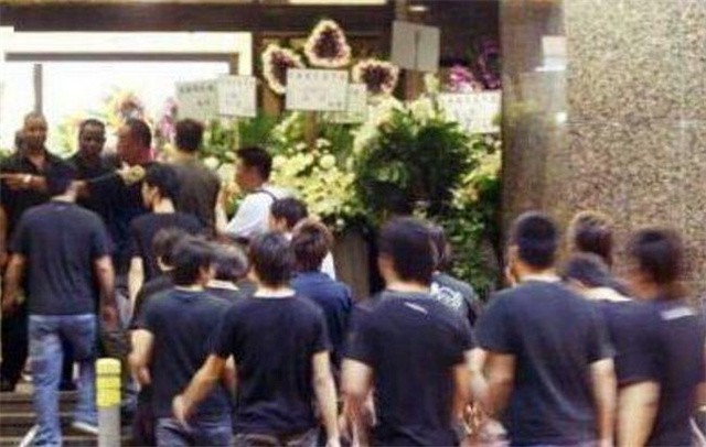 澳门街市伟,澳门街市伟年轻照片