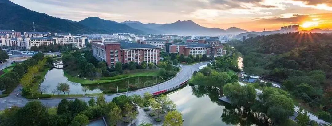 贵州平坝酒经典老酱礼盒装,贵州老字号平坝酒1983