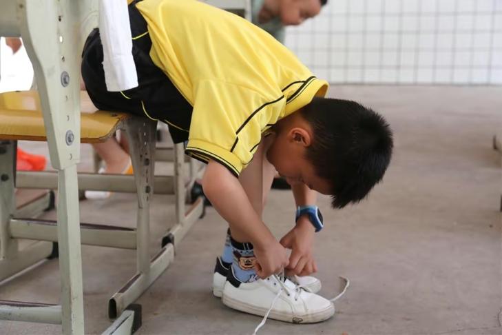 毒童鞋的危害视频,毒童鞋的危害