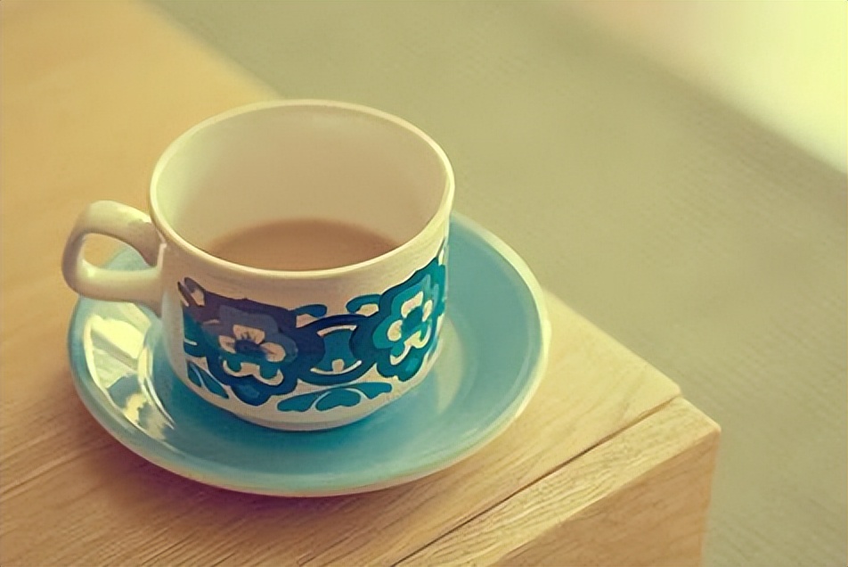 朋友之间送礼物送什么比较合适,朋友之间送礼什么说法