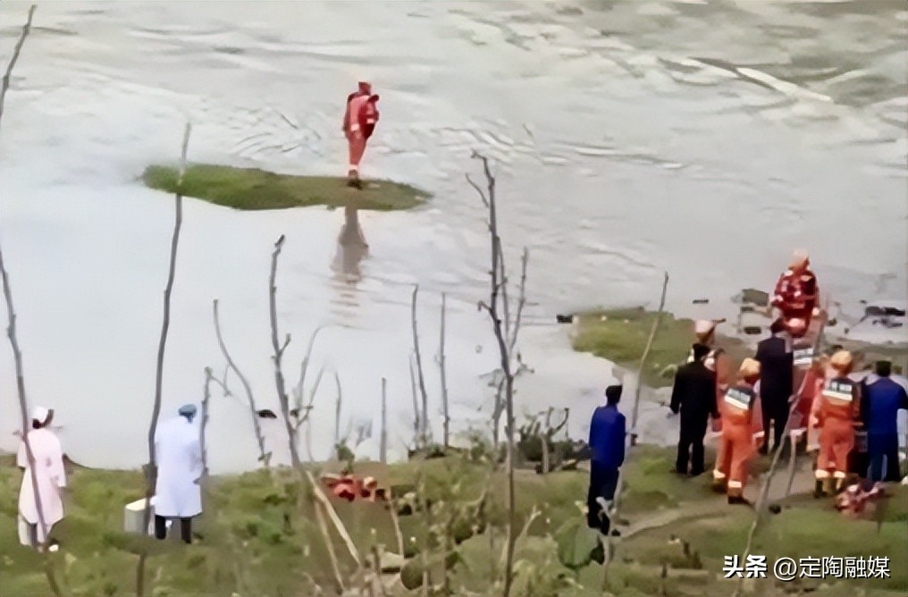 孩子玩捉迷藏失踪4天找到了吗,学生玩捉迷藏失踪在垃圾桶里找到