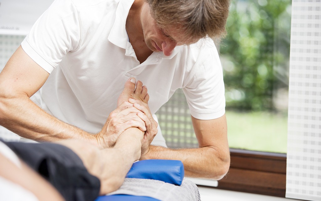 9种足球场上最容易忽略的问题,球场上躲球