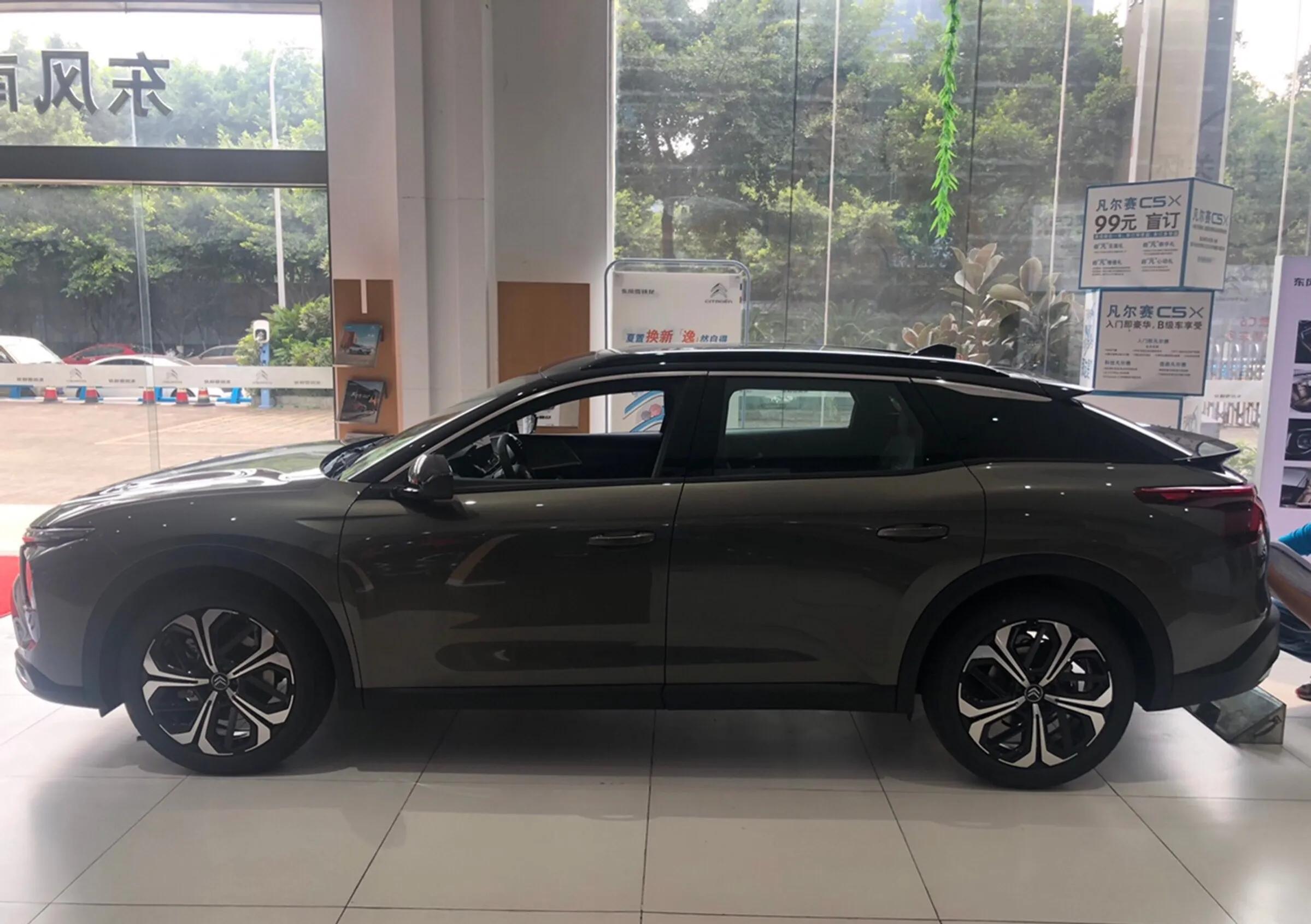 不顾家人反对买了这个车后悔吗,凡尔赛c5x的驾驶感受如何