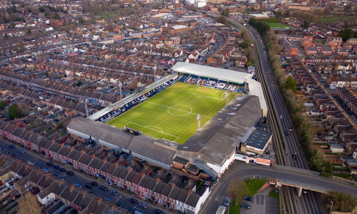 十年前还在踢欧冠球队,卢顿之前是哪个联赛的