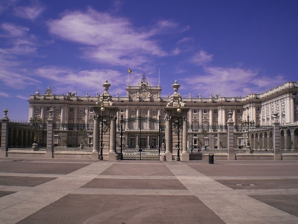 签之家出入境服务有限公司,马德里旅游旅游团签证如何办理