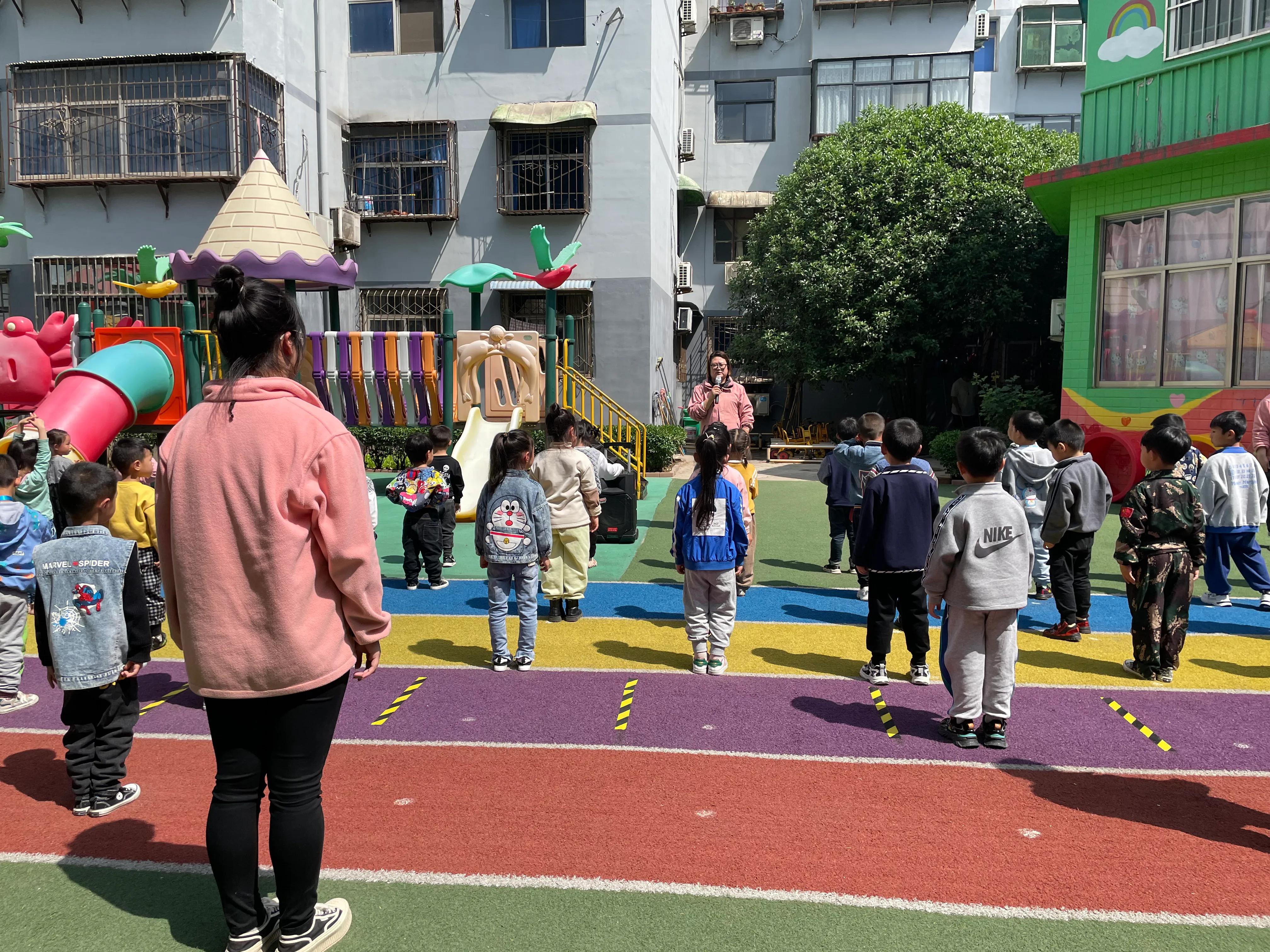 512防震减灾日幼儿园演练美篇,5.12防震减灾幼儿园演练