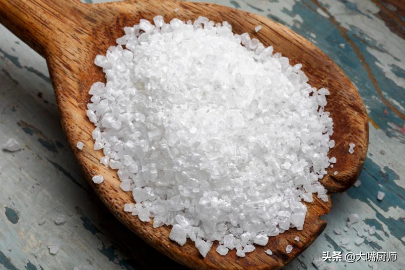 大粒粗盐和食用盐有区别吗,粗盐与食盐差别