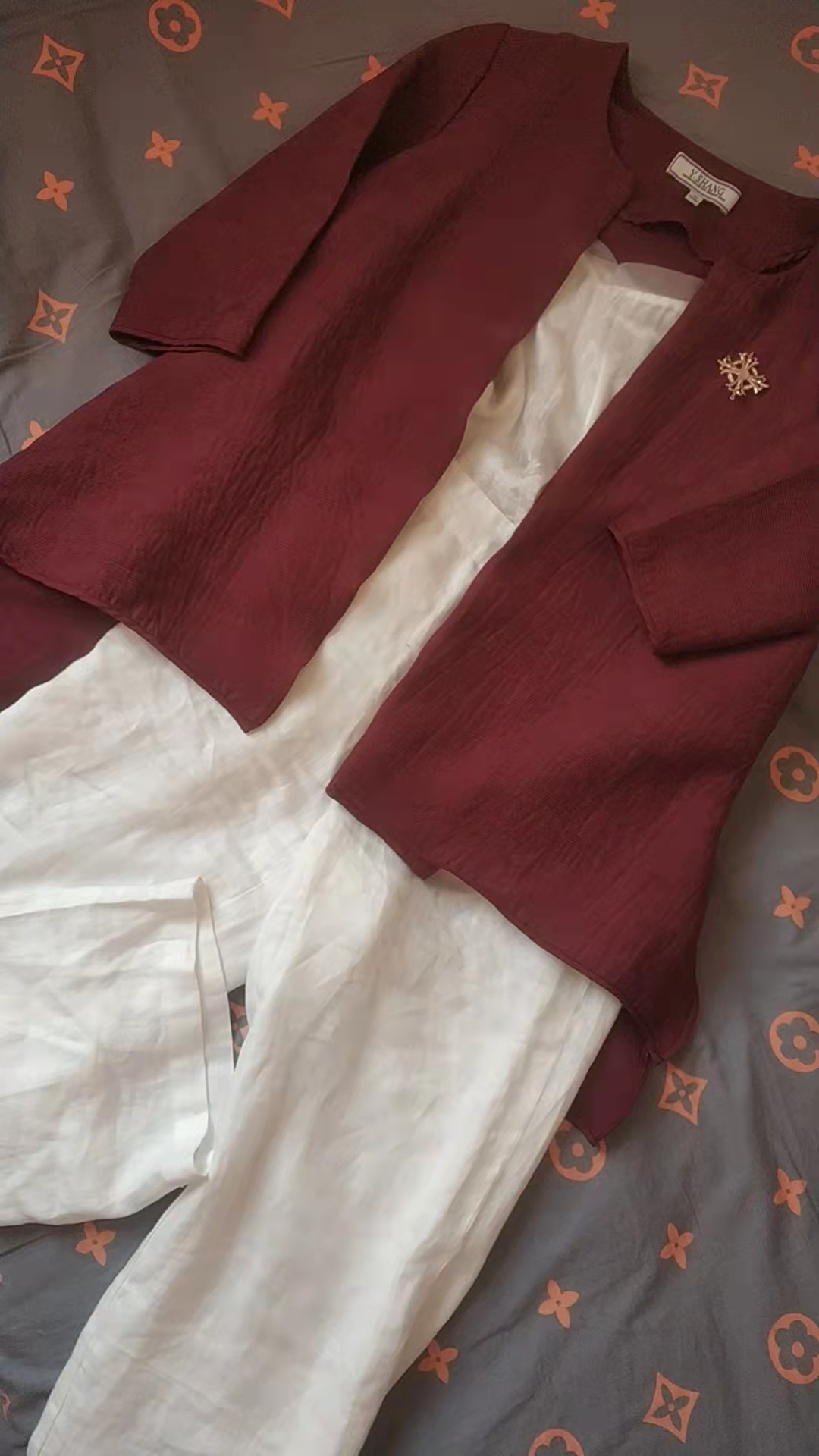 同一款裤子不同品牌,同样的裤子为什么品牌卖的贵