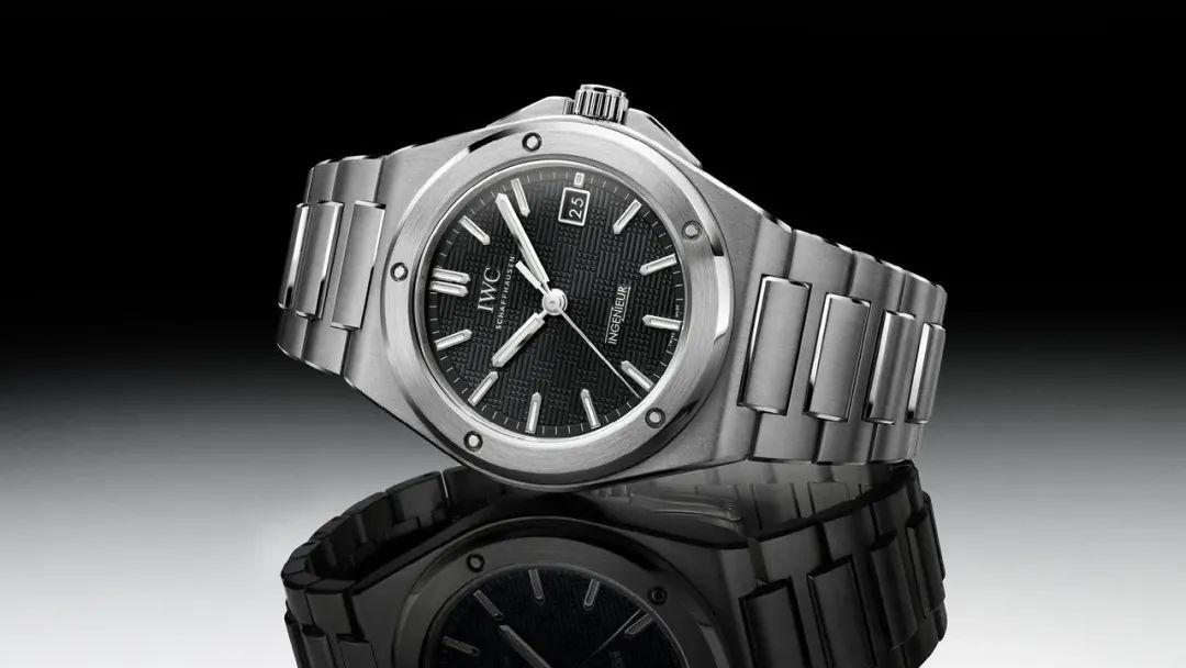 大腕儿点评团来了，盘一盘WW表展新品的“买点”