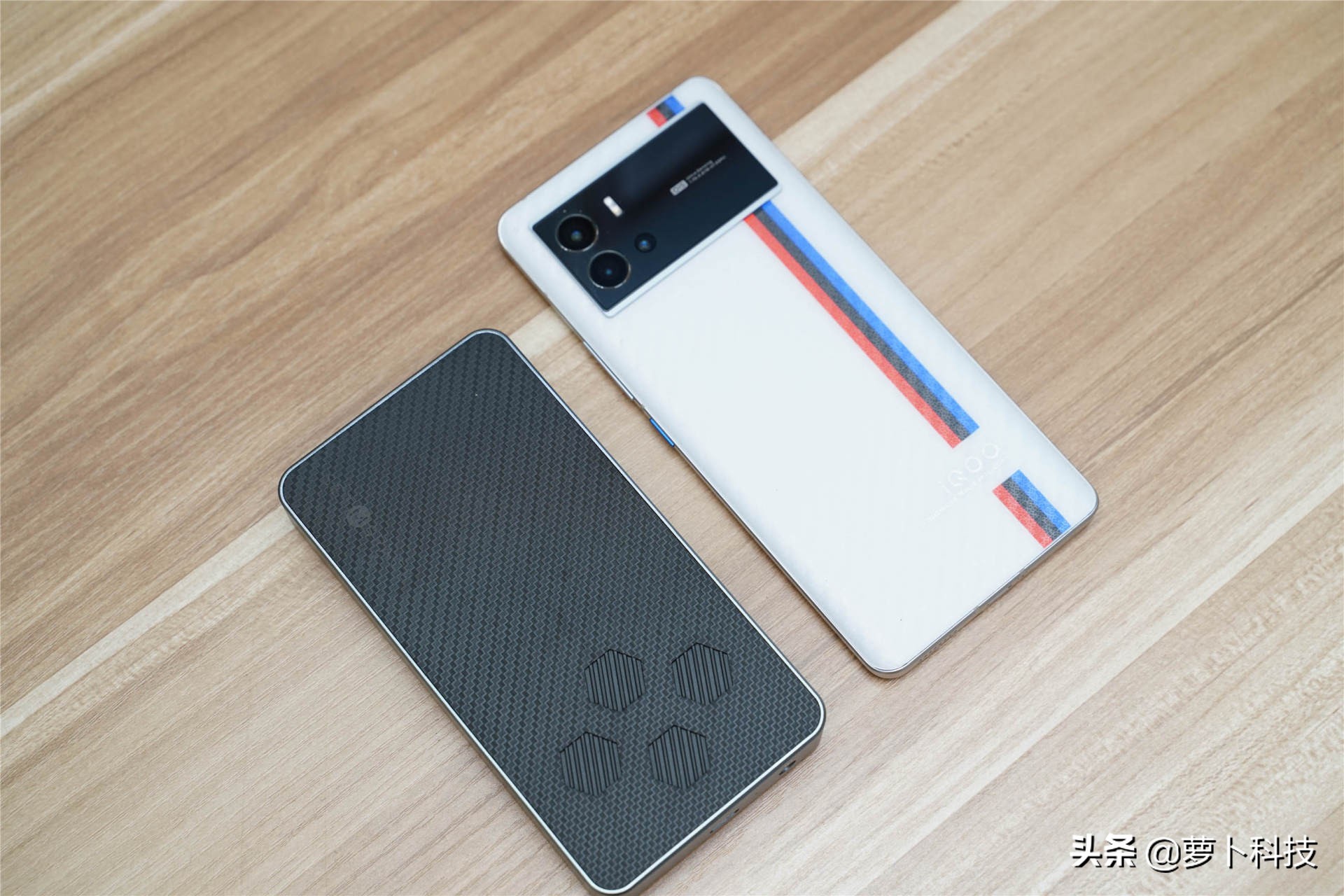 100w充电功率可以充200w电脑吗,功耗低的苹果硬盘扩展坞