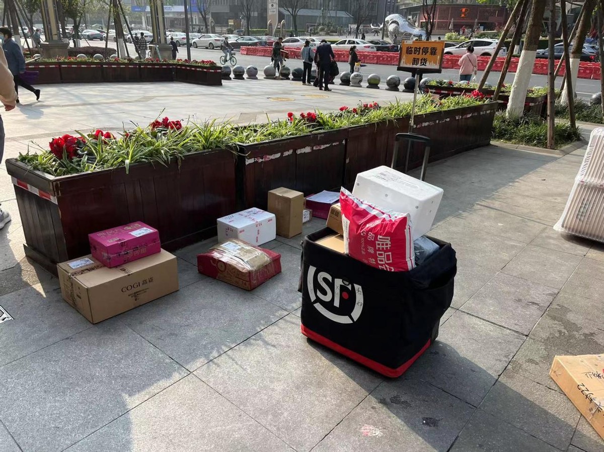 唯品会的奢侈品包渠道,在唯品会买包是正品吗