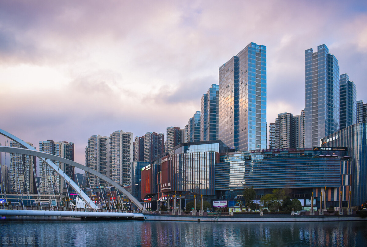贵阳为什么会成为年轻人的香饽饽,蹲个城市