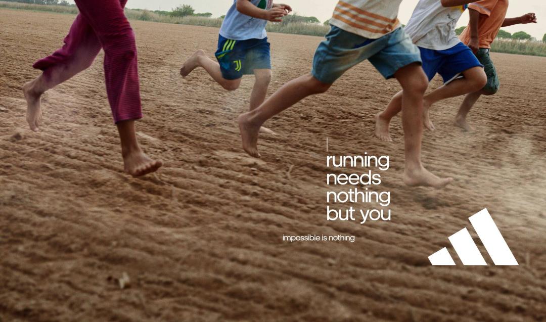 阿迪达斯文案新款,阿迪达斯衣服的文案