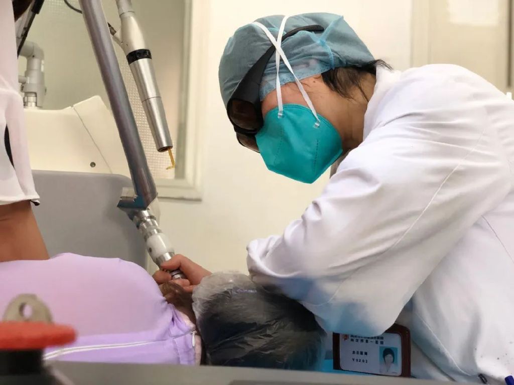 最牛皮肤科专家,武汉最牛皮肤科医生