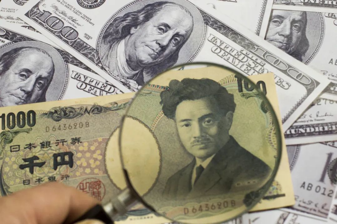 中国增持205亿美元美债黄金要跌吗,中国再度增持343亿美债