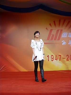 京城四美*冰白**：献媚成龙获杨受成独宠，下嫁男模却遭郑元畅*爱夺**