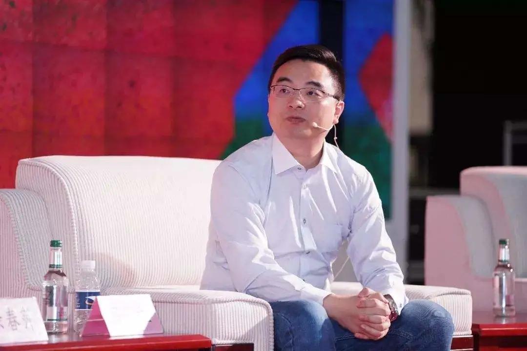 空降逼宫、含恨复仇、皈依佛门，大型真实网文江湖简史