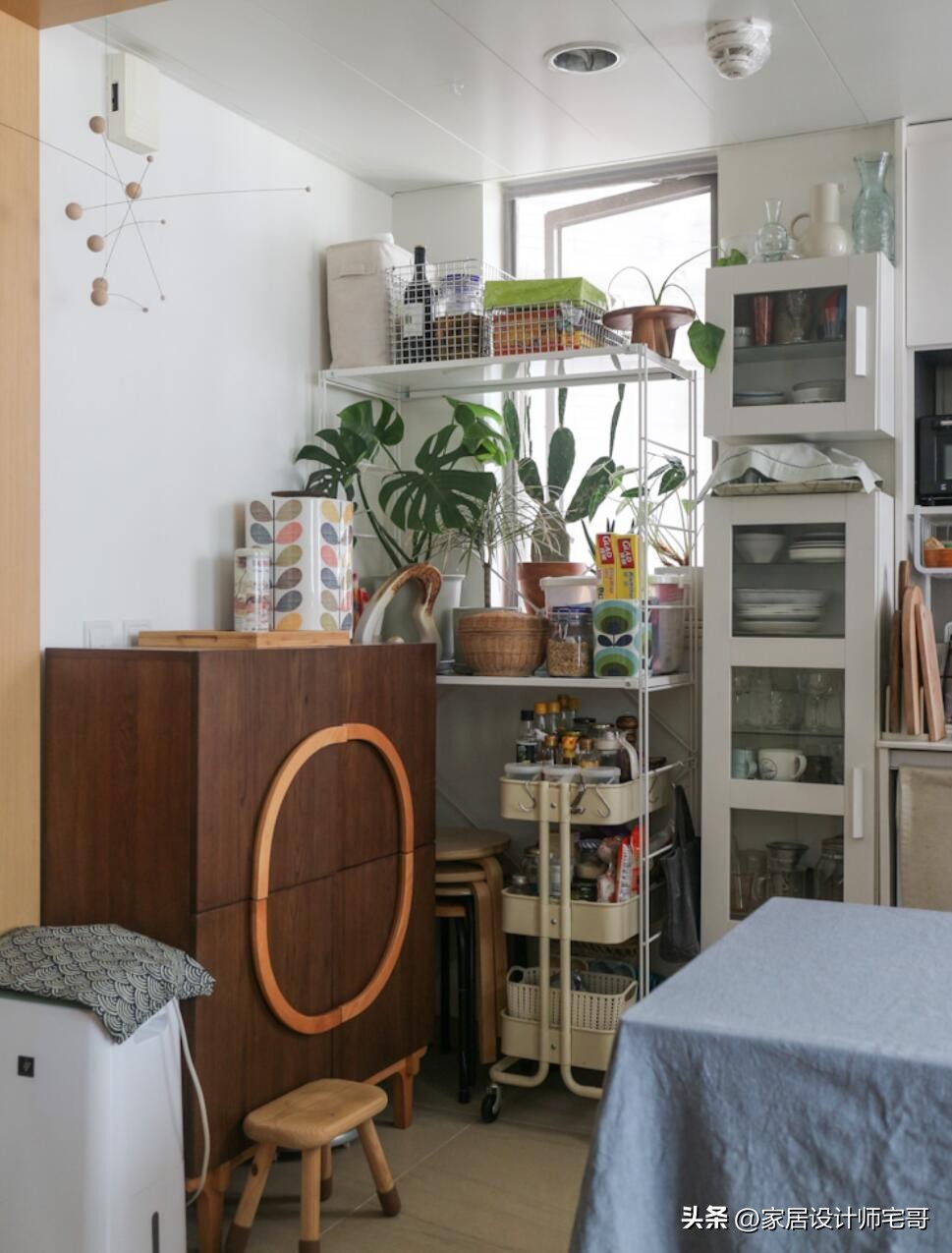 第一次见香港33㎡的房子，1室1厅还有衣帽间，空间利用值得借鉴！