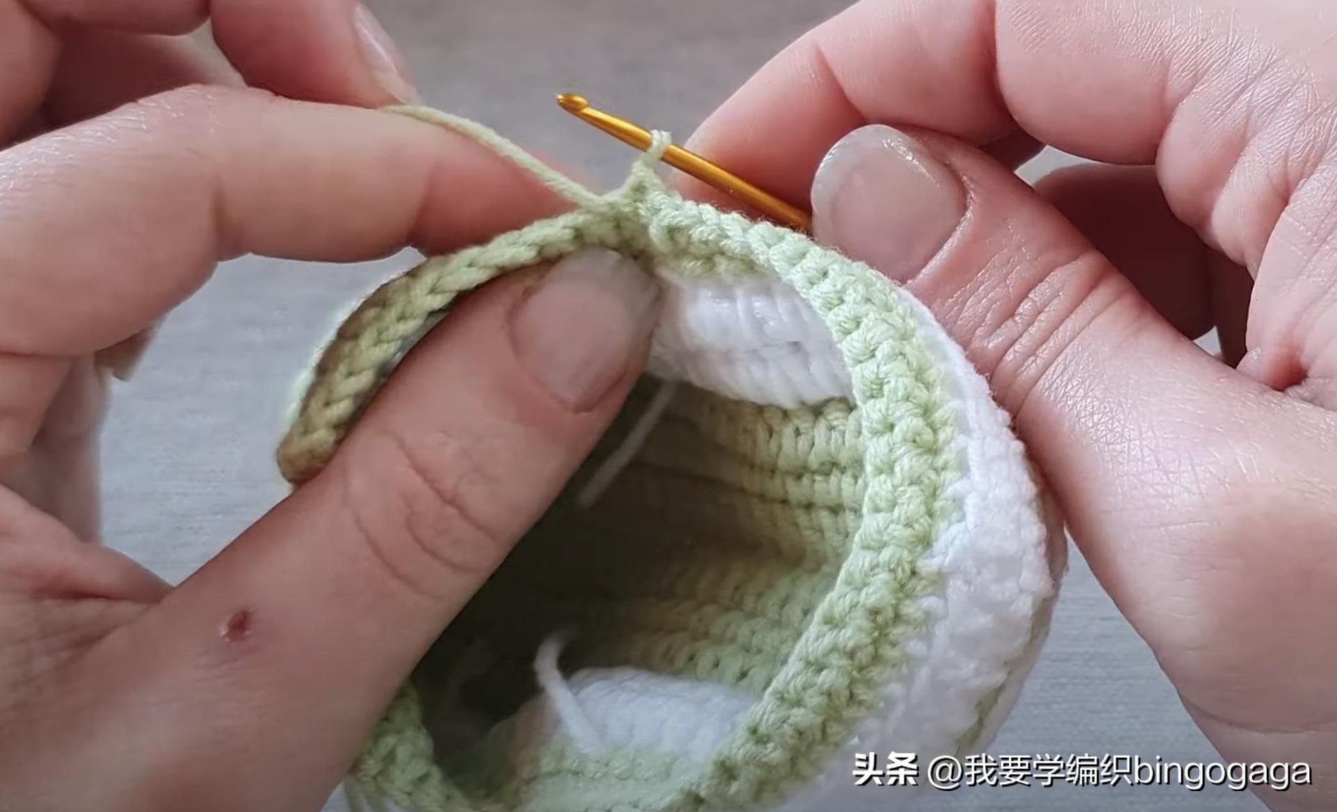 简单易学钩婴儿鞋教程,简单易学的婴儿钩鞋