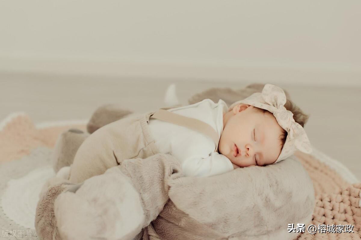 三个月婴儿身高体重标准是多少,三个月宝宝发育标准身高体重图