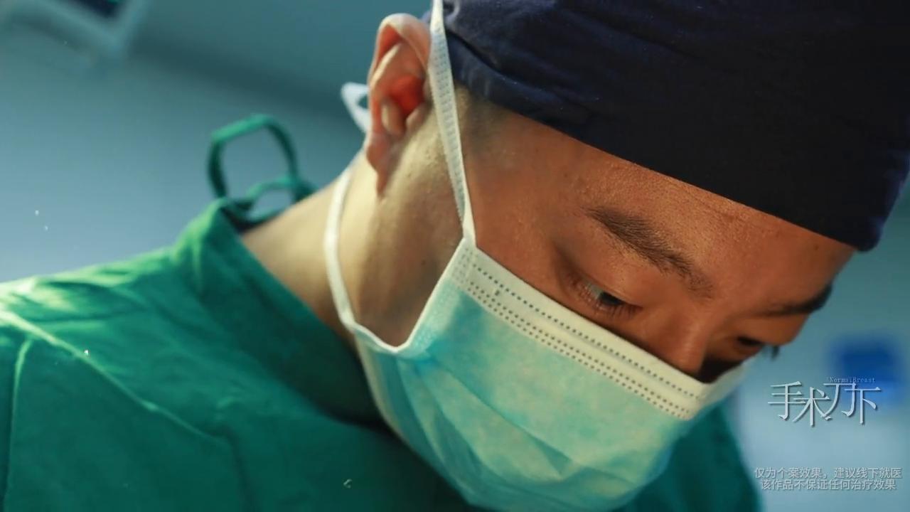 胸部多大需要做缩胸手术,乳房下垂严重缩胸矫正