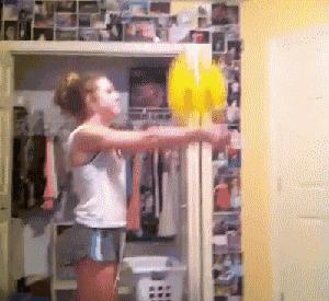 肾亏针刺放血拔罐,拔罐治腰疼视频