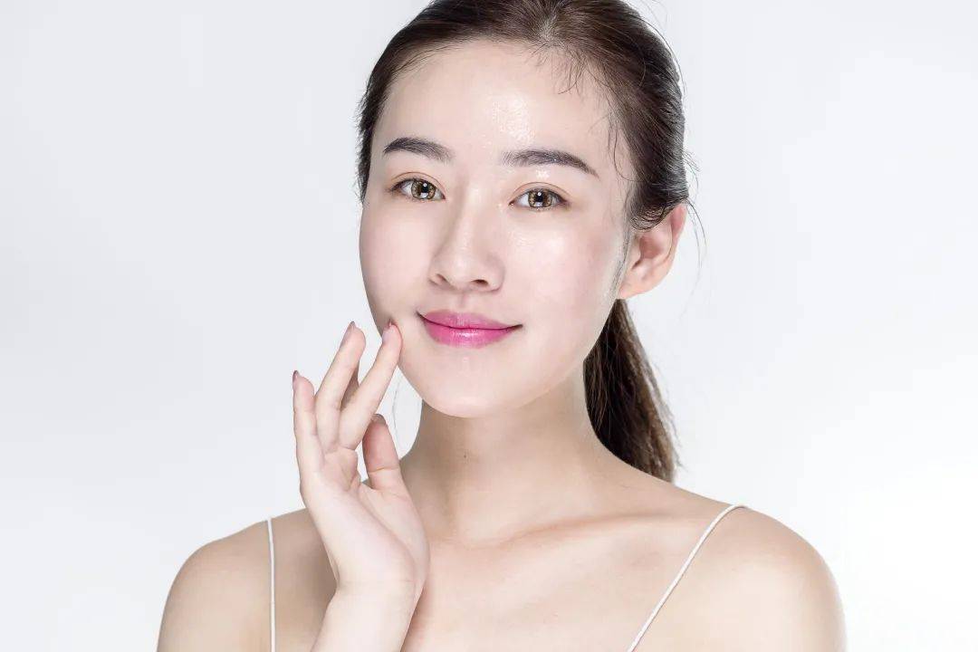 萃雪肤祛痘面膜好用吗,萃雪肤黑色痘印要如何祛除