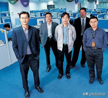 东莞最低调富豪：坐享亿万身家，出门开20万的车：我成就了马化腾